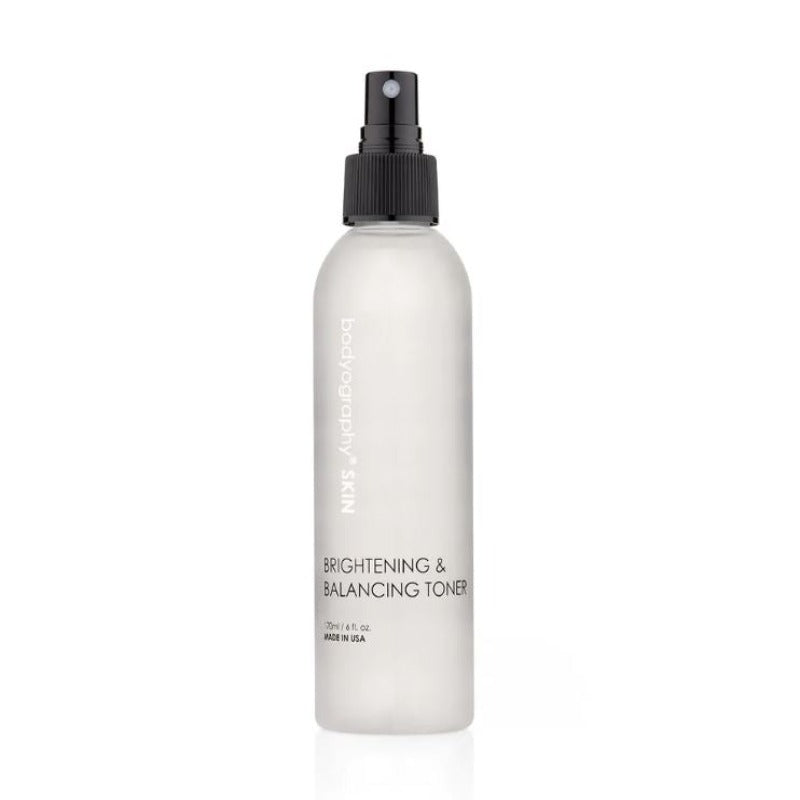Brightening & Balancing Toner til at skaber balance, lysne og opstramme huden.