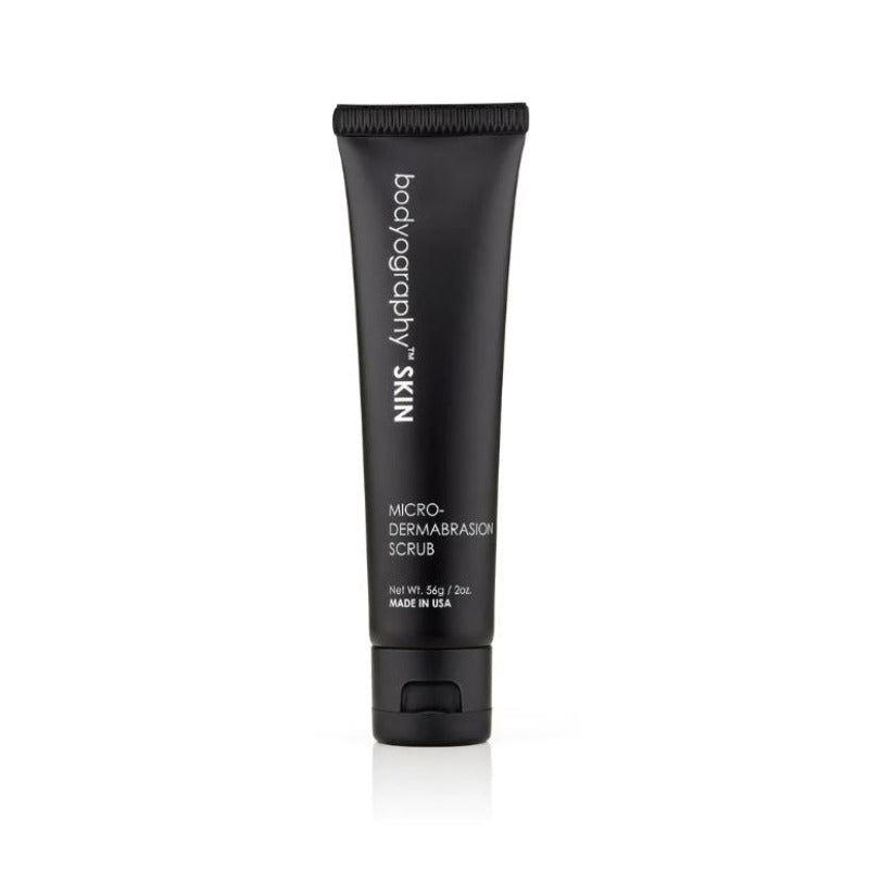 Microdermabrasion Scrub fra Vindum Hairdesign heler og plejer huden effektivt.