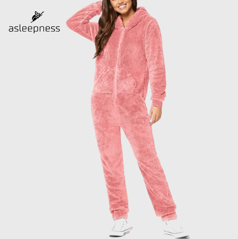 Moderne Jumpsuit heldragt, pyjamas, nattøj og fritidstøj i pink lavet i fleece med lange ærmer og hætte