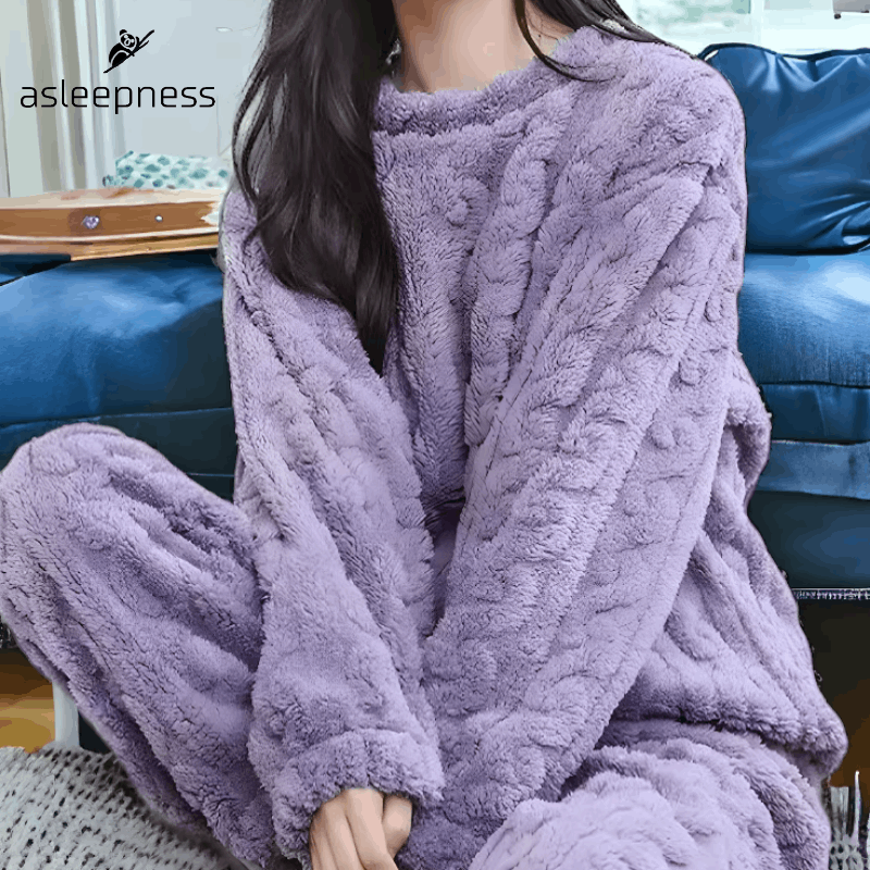 Lilla fleece pyjamas sæt, hyggetøj og nattøj i small og medium