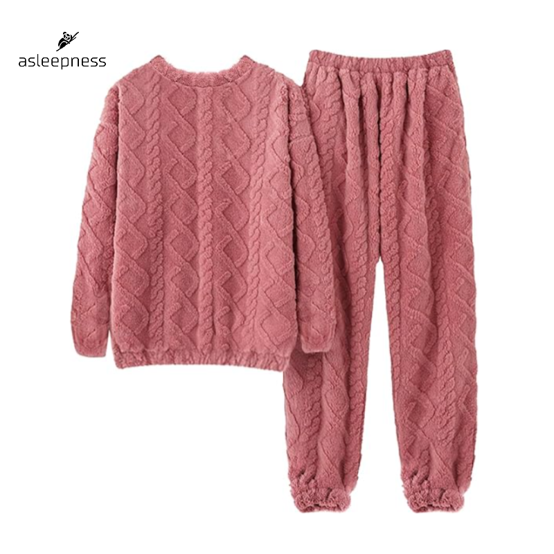 Behagelig rosa pink fleece pyjamas sæt, hyggetøj og nattøj i small og medium